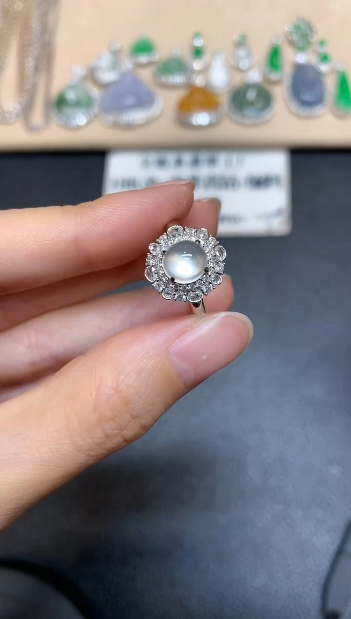 【闪购商品】翡翠戒指18K金镶嵌【无服务费