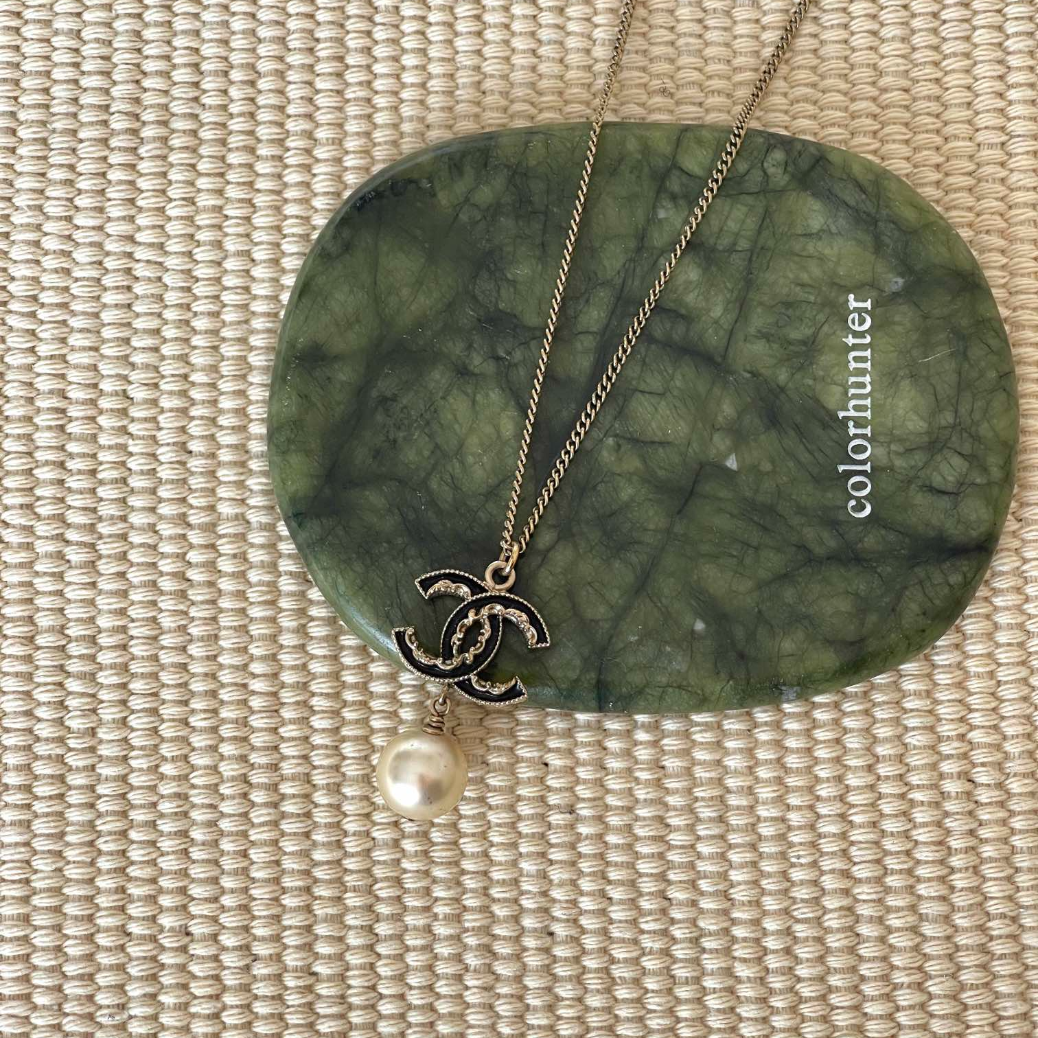 95新 Chanel/香奈儿 Chanel黑金双C带珍珠吊坠项链｜1111