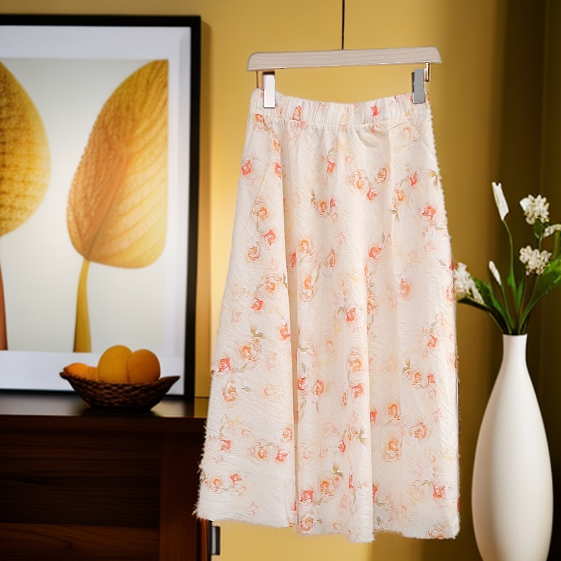 2025年春夏季新款碎花半身裙女印花中长A字裙子松紧腰时尚提花