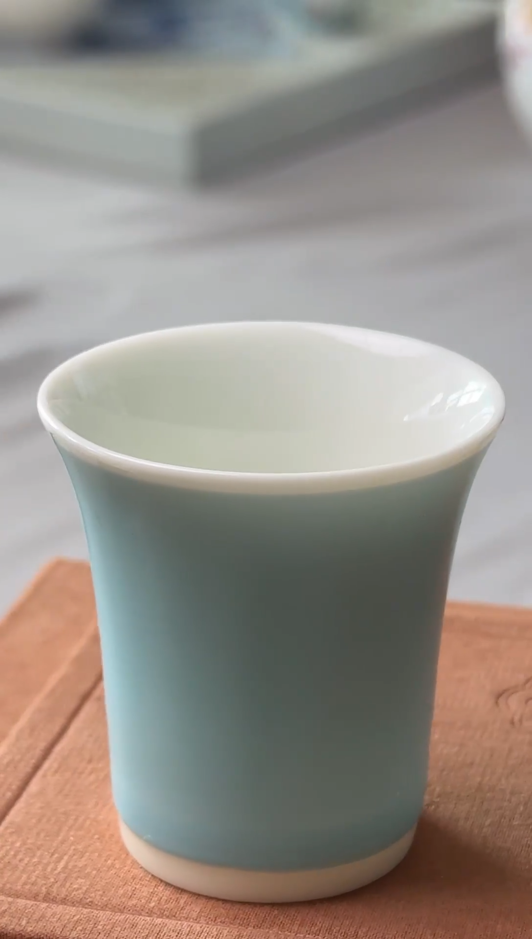 景德镇蒂芙尼蓝高温气烧主人杯