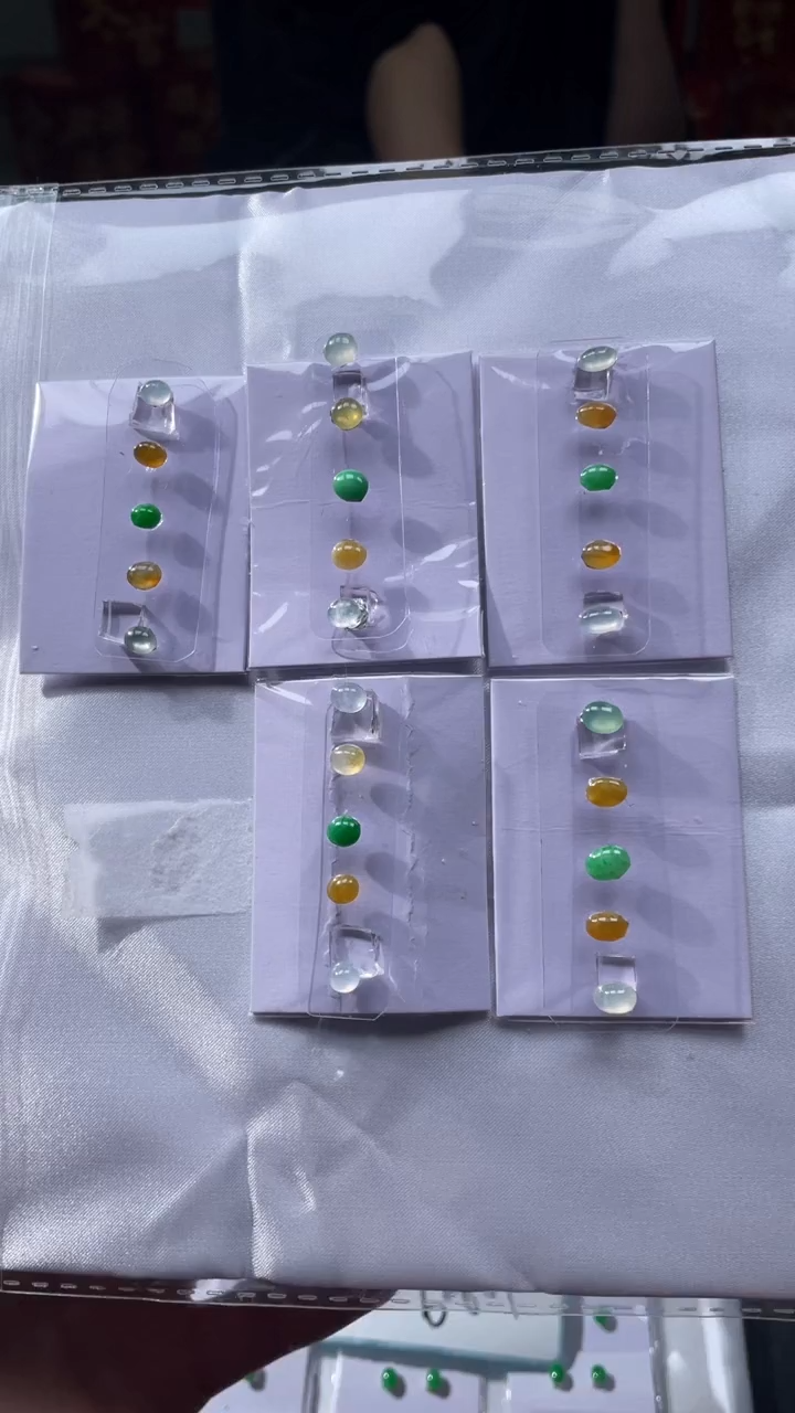 【闪购商品】定制翡翠未镶嵌||单件多样性发其一