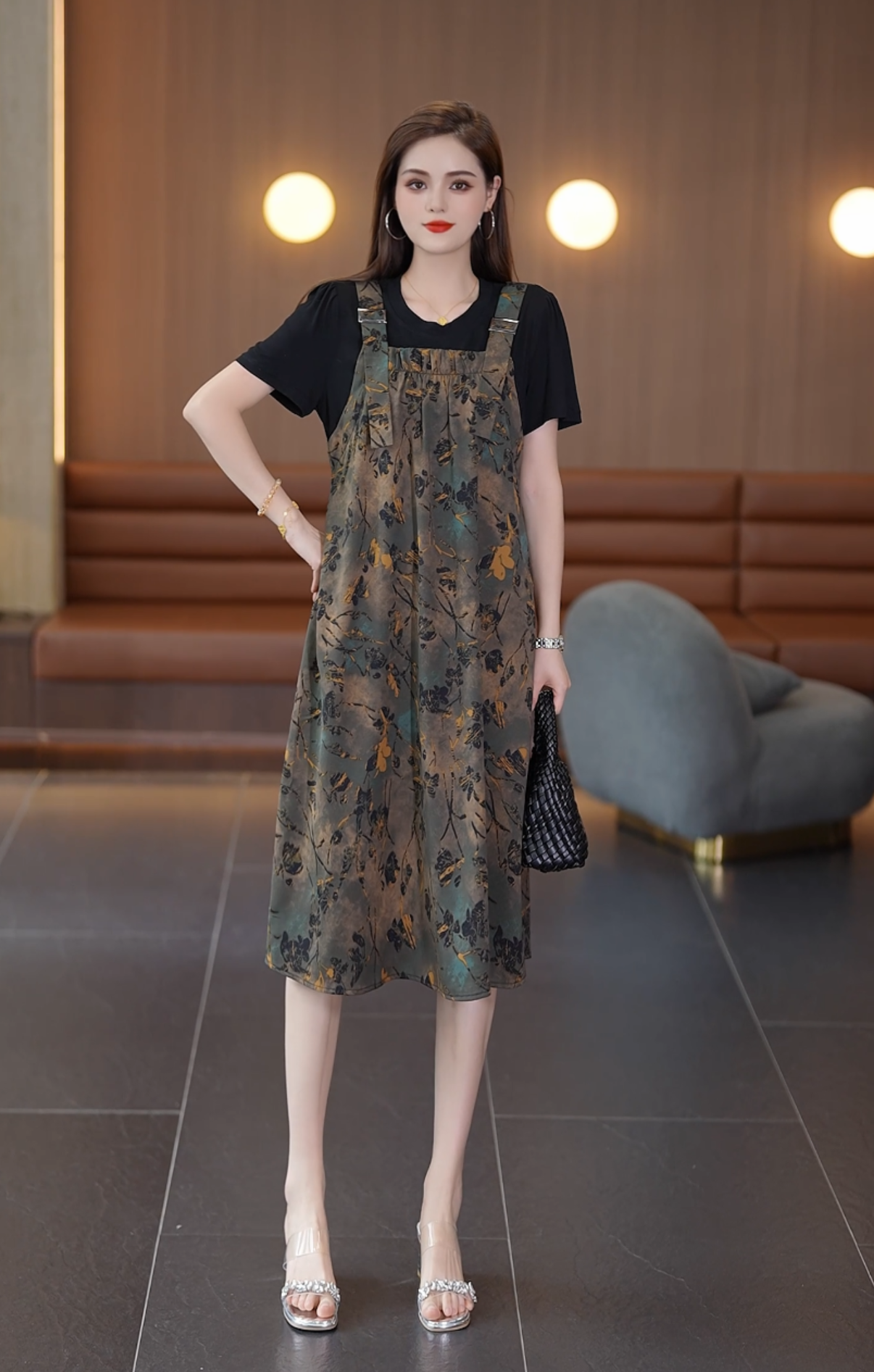 巨减龄漂亮裙子夏季时尚印花连衣裙碎花中长款遮肉显瘦宽松有型