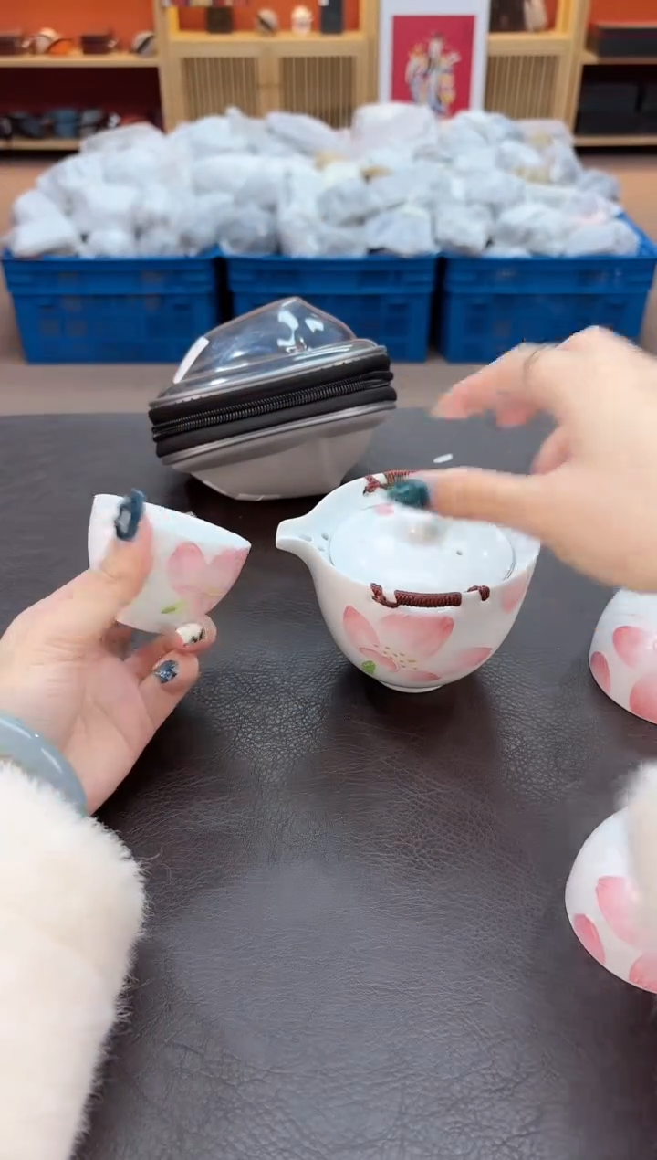 【闪购商品】摆件瓷SC1111111111111