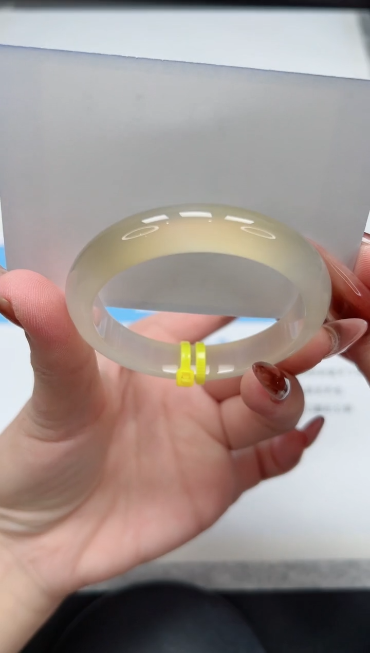 【闪购商品】玛瑙/玉髓手镯未镶嵌134/香槟51.4