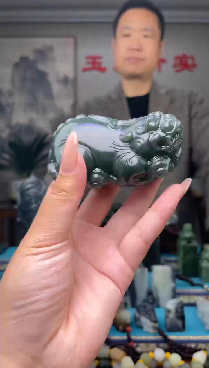 未镶嵌和田玉挂件1