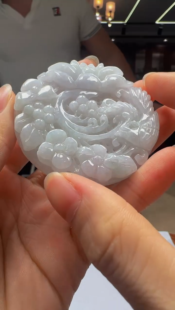 翡翠未镶嵌颈饰Q2025-7-13-52