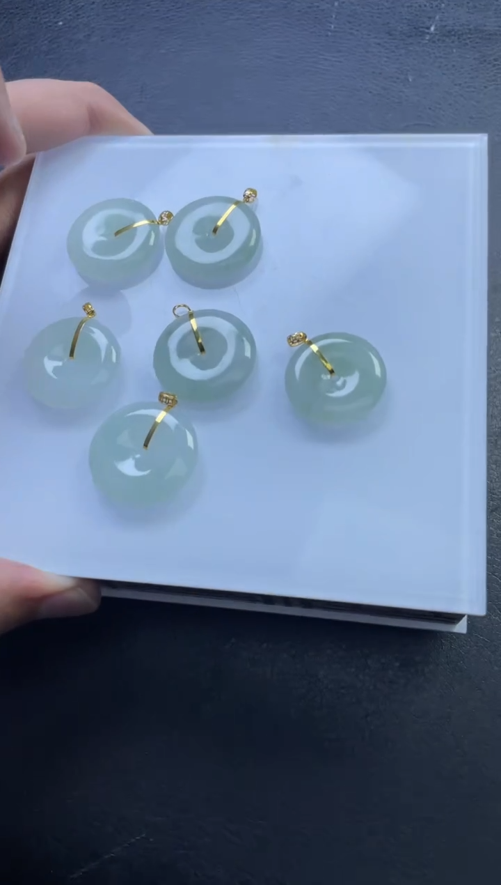 【闪购商品】翡翠挂件18K金镶嵌多样性发一件H9