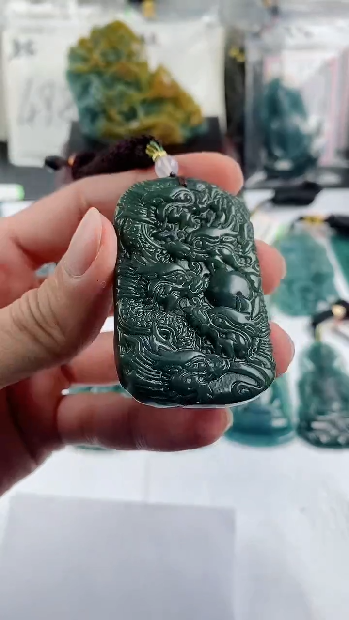 【闪购商品】和田玉（青玉）颈饰未镶嵌多样性一件随机发货 龙牌90