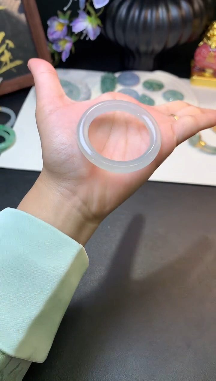 未镶嵌定制翡翠毛货