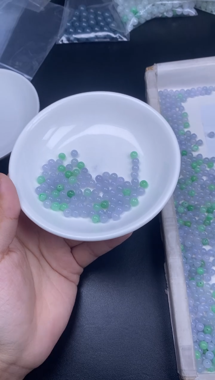 颈饰未镶嵌翡翠Y**o翡翠散珠diy