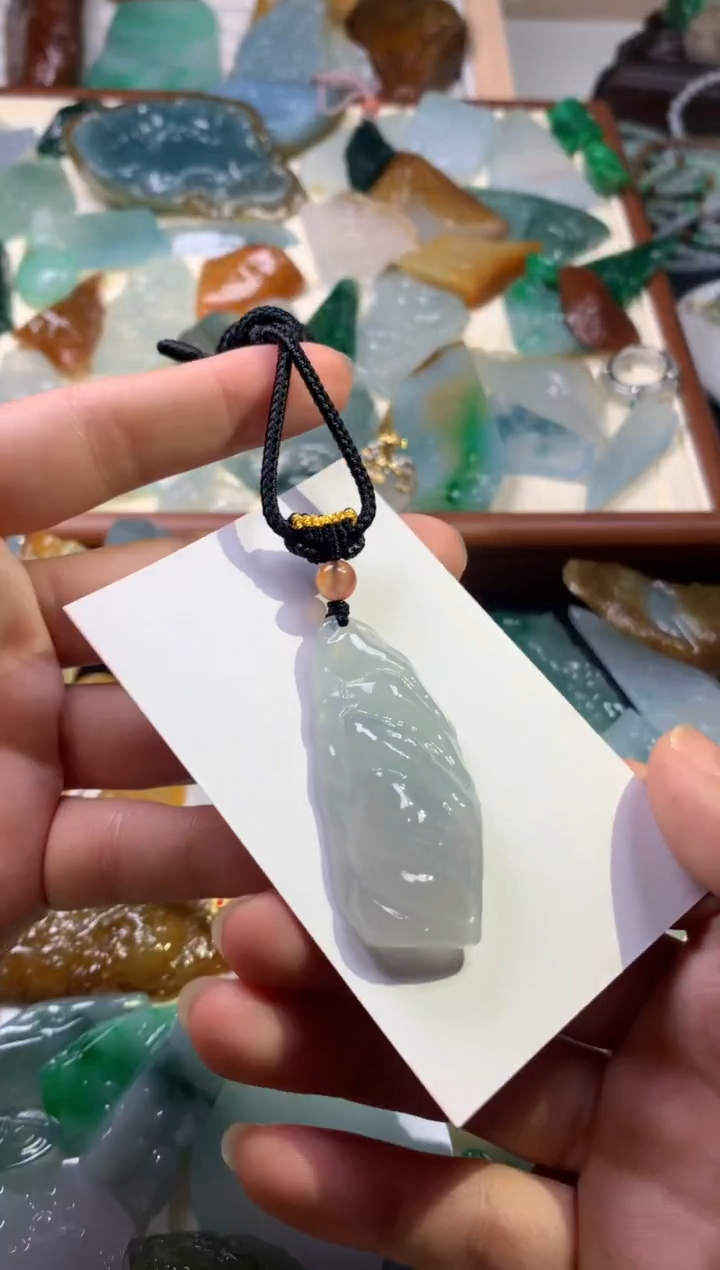 【闪购商品】翡翠颈饰未镶嵌吊坠