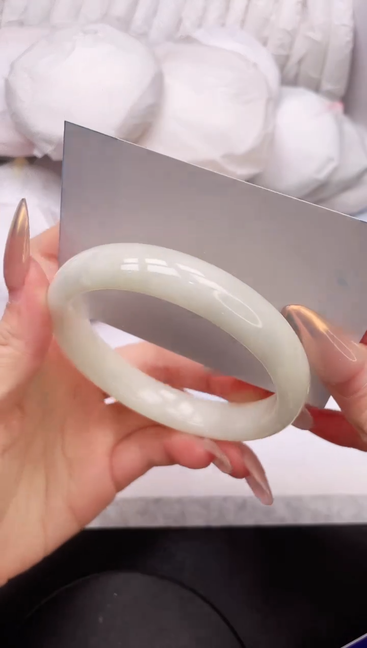 【闪购商品】和田玉手镯未镶嵌15K453-64