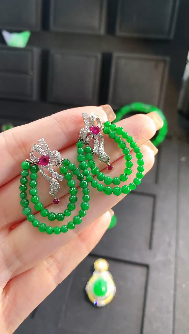 【闪购商品】翡翠耳饰18K金镶嵌耳饰