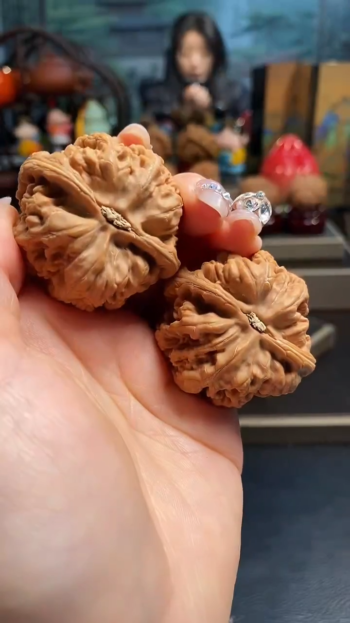 【闪购商品】文玩核桃吊坠B421大粗筋44