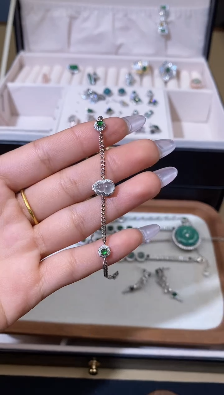 【闪购商品】翡翠手链银S925镶嵌天然A货翡翠（多样性发一） 
