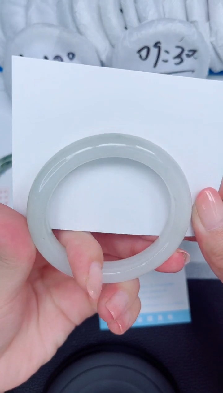 石英质玉手镯未镶嵌182-53