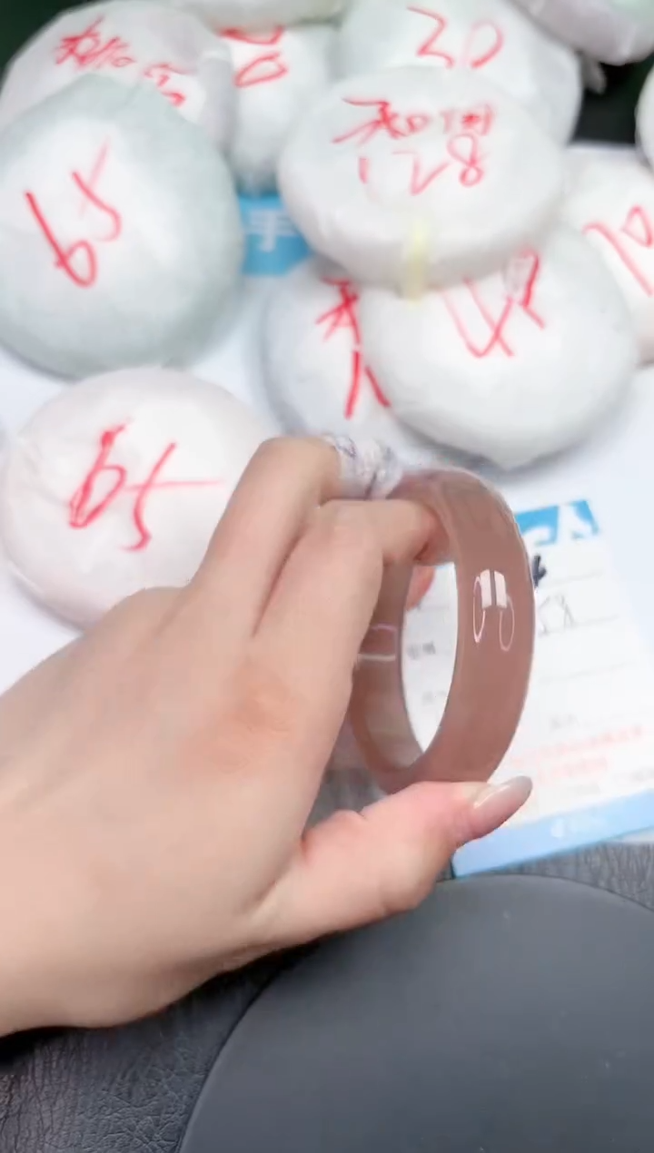 【闪购商品】石英质玉手镯未镶嵌244-55.6