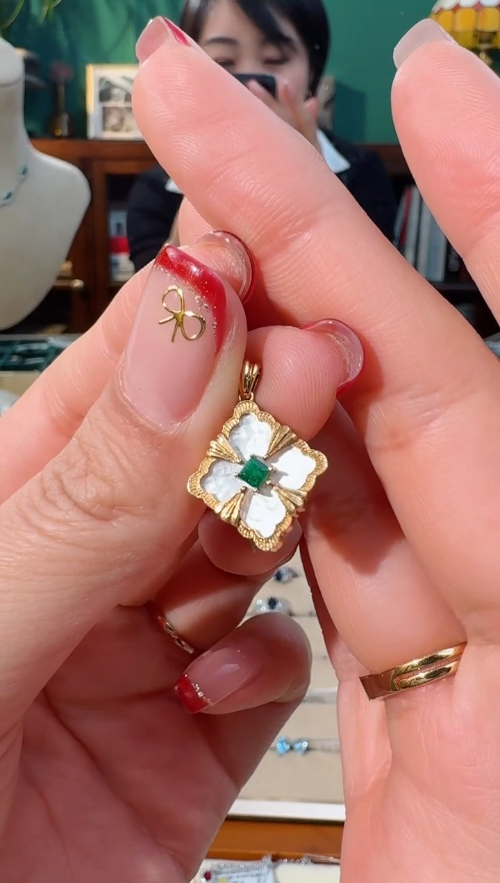 【闪购商品】祖母绿吊坠(不含链)18K金镶嵌SWAT四叶草