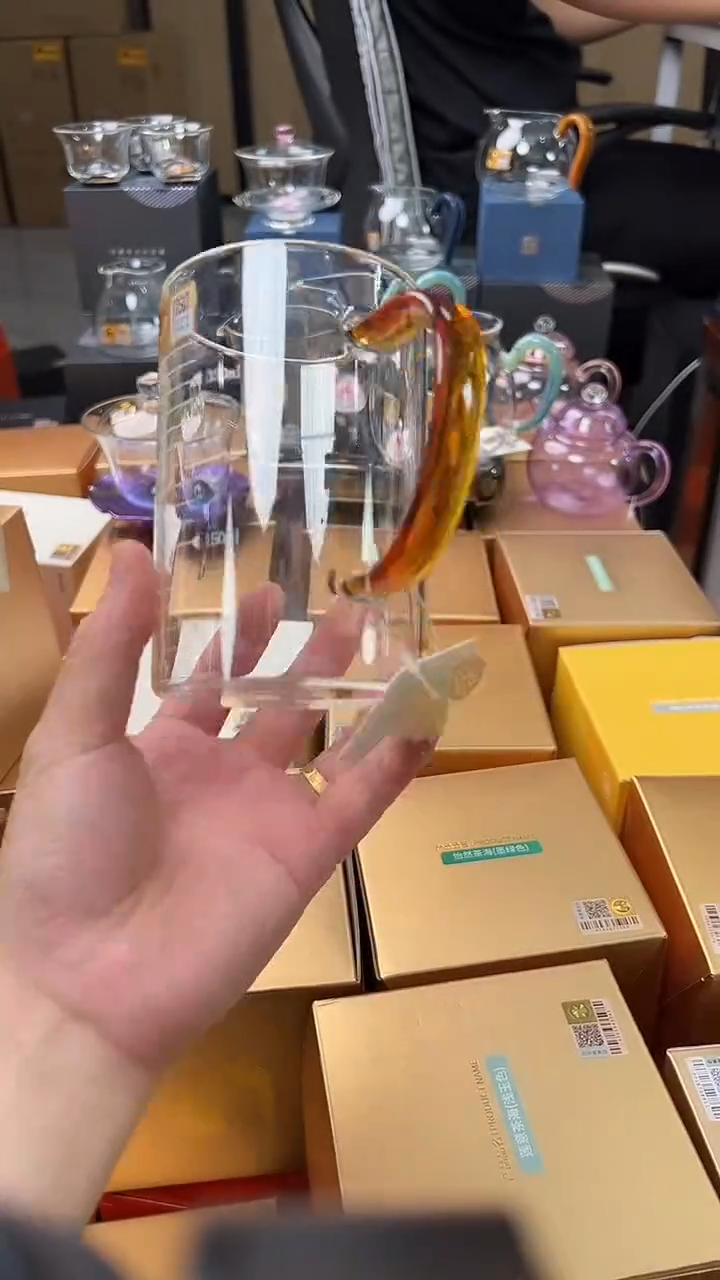 @@禾器晶彩青雍杯琥珀色