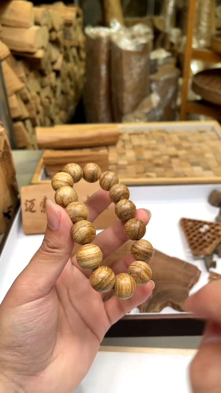 【闪购商品】沉香木手串马尼拉