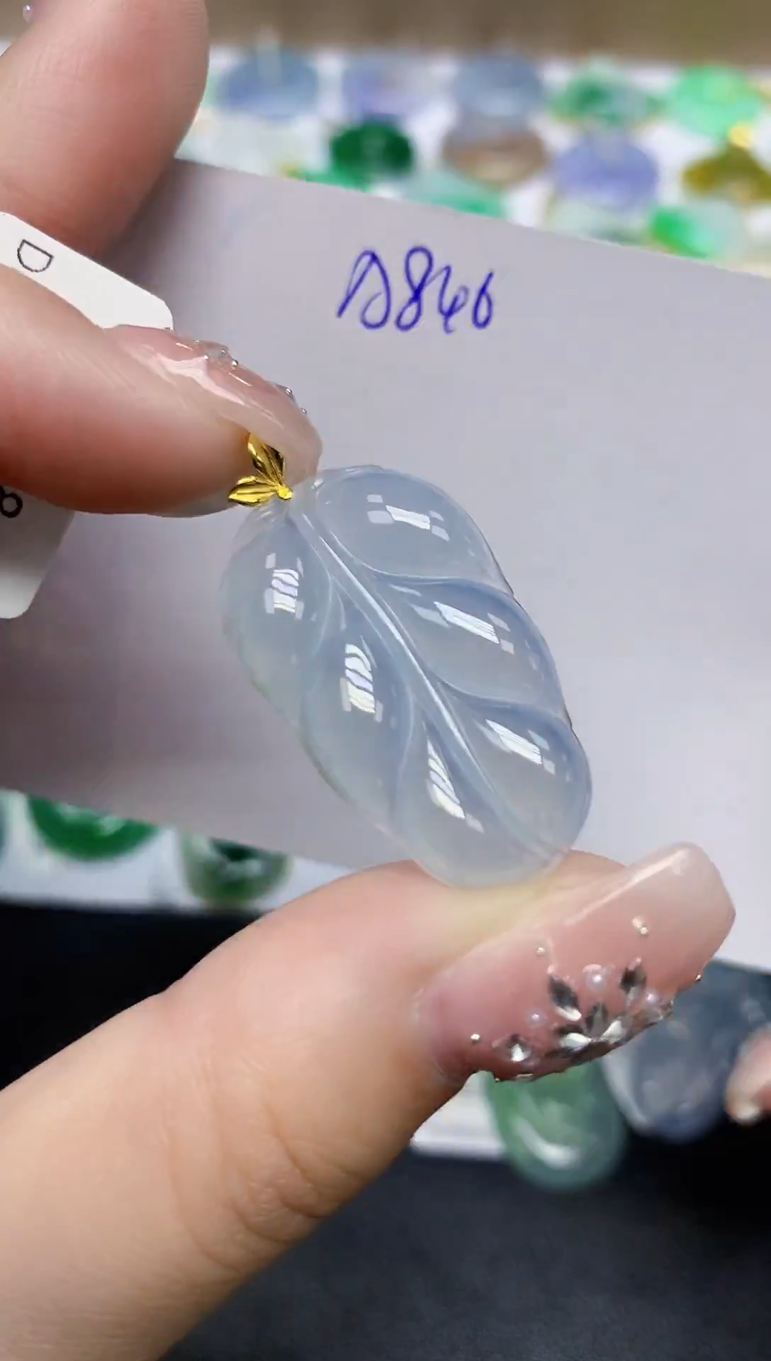 颈饰18K金镶嵌翡翠天然缅甸翡翠A货翡翠百元以上9元证书费自理