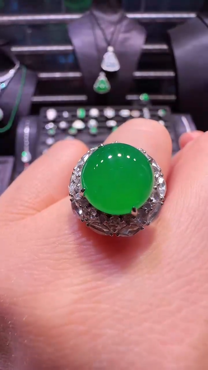 【闪购商品】翡翠戒指18K金镶嵌戒指
