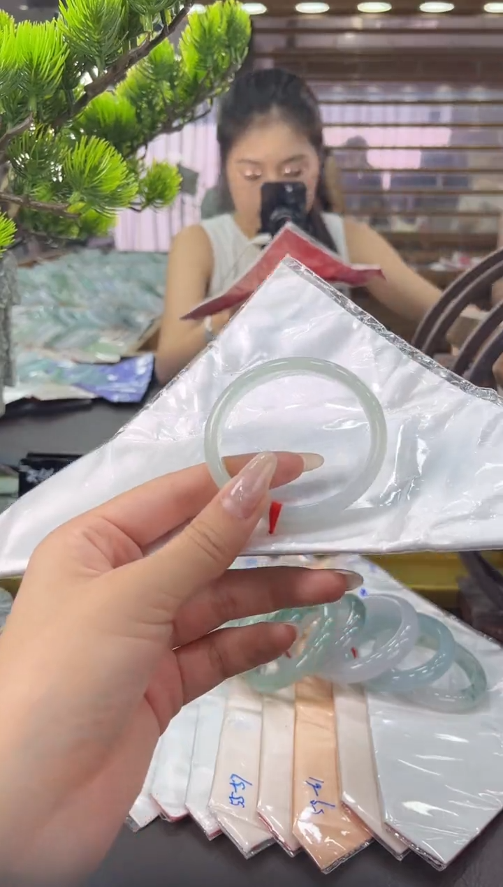翡翠手镯未镶嵌贵妃晴底9