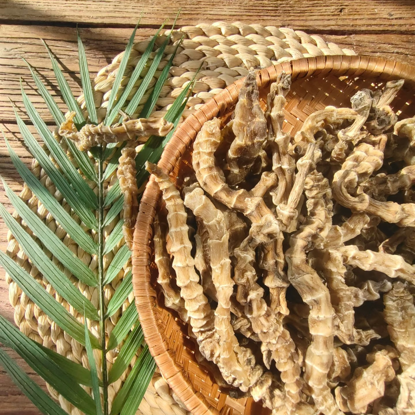 阿哥贵州布依族高山虫草地笋农家代收煲汤