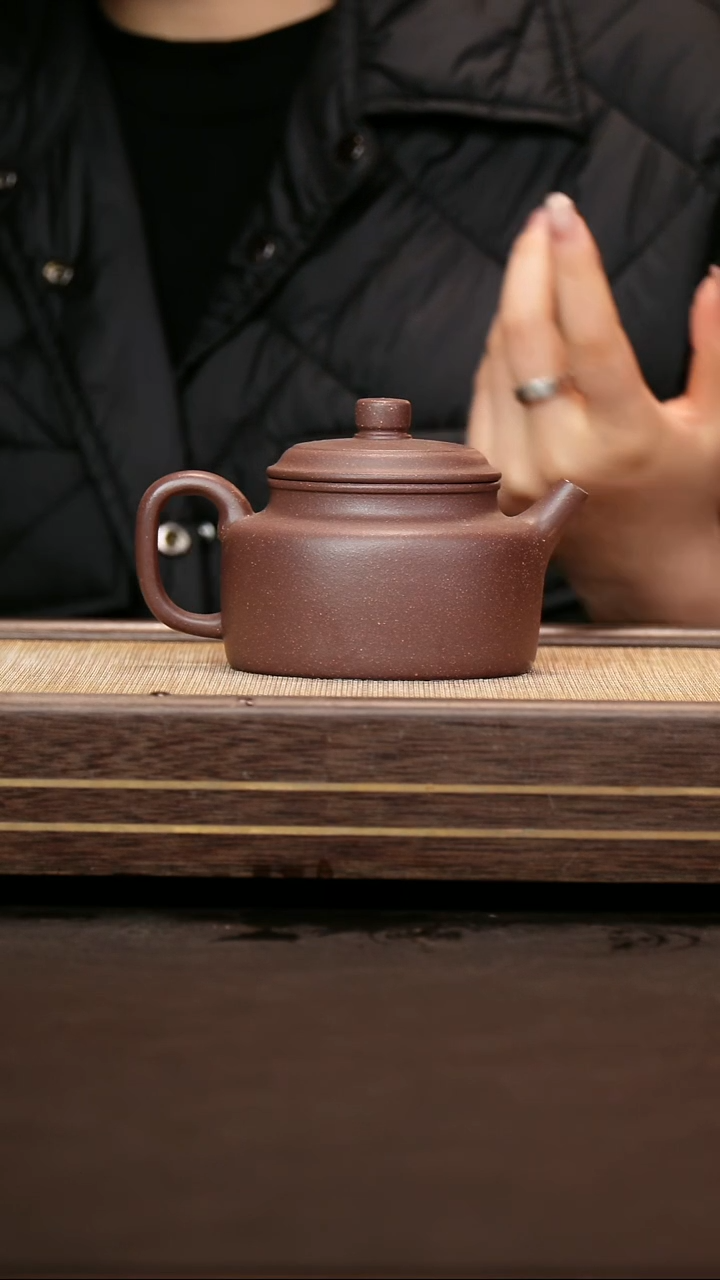 茶壶紫砂紫玉金沙 德钟240cc 大号