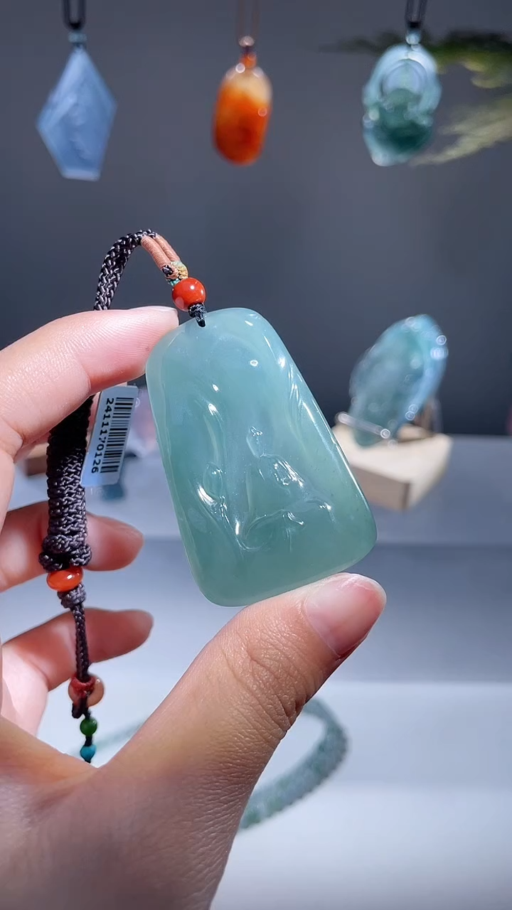 颈饰未镶嵌翡翠悟道