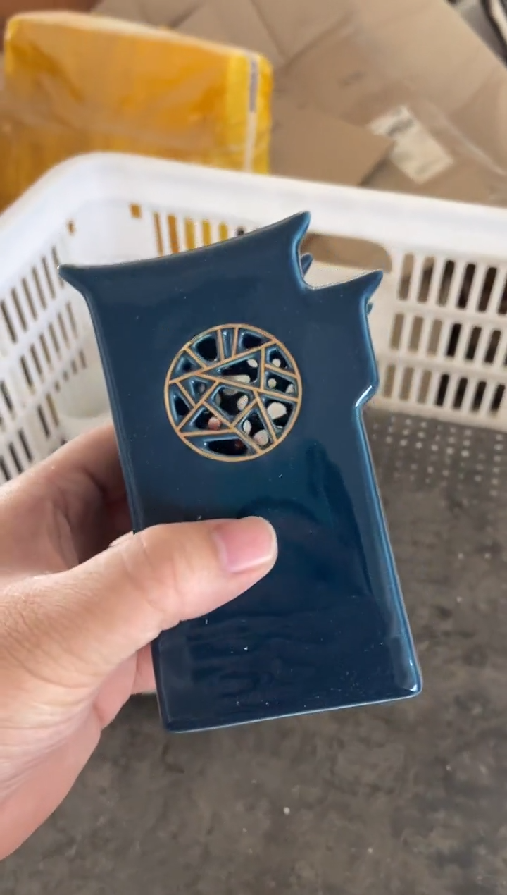 杯无运费险有瑕疵的摄影的产品有使用过的痕迹有点脏介意勿拍