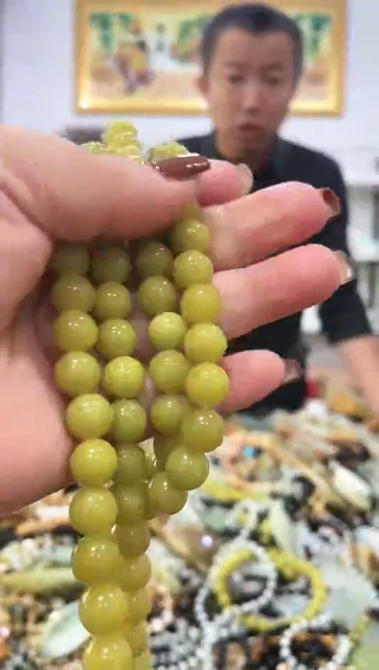 未镶嵌岫玉挂件 