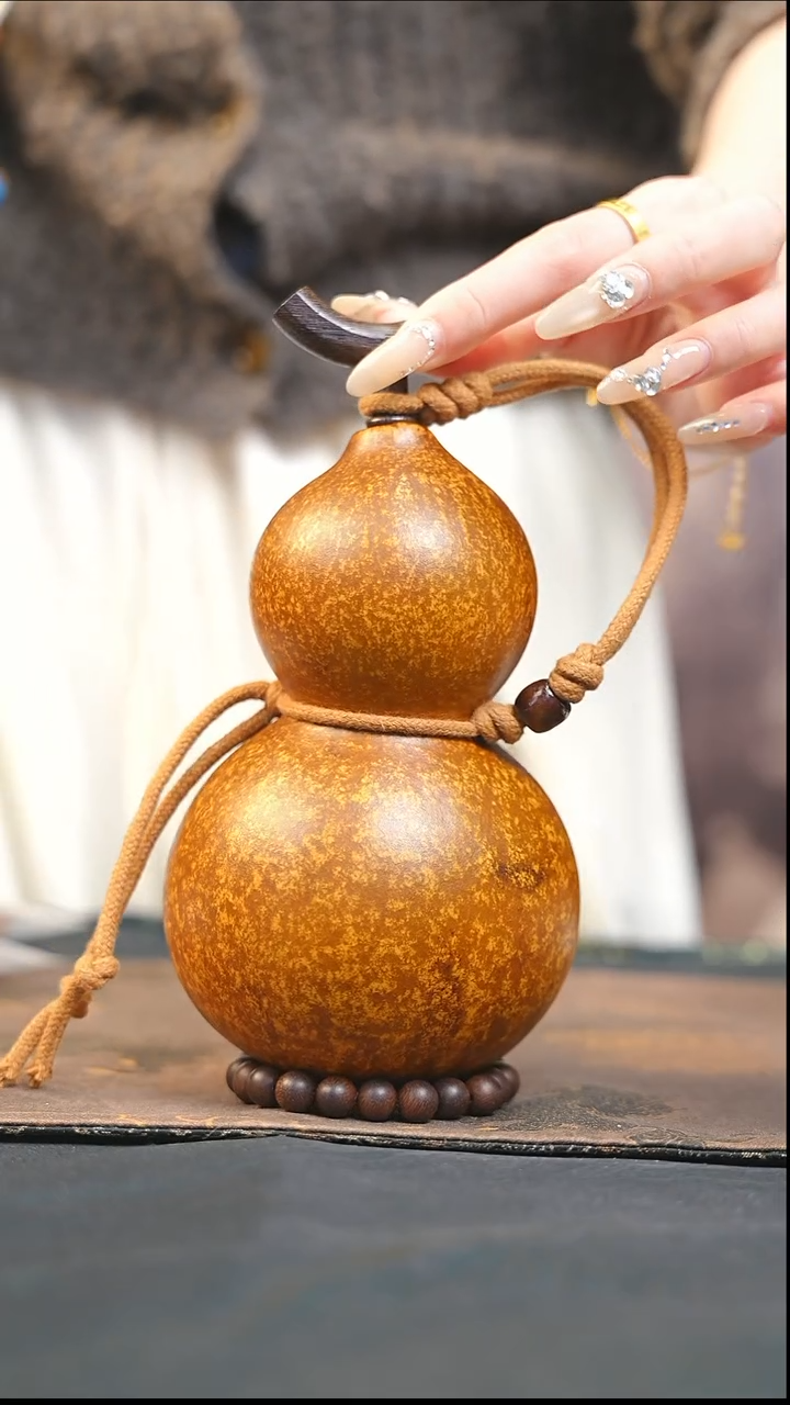 【闪购商品】XV195大漆酒葫芦不包手串及旋转底座