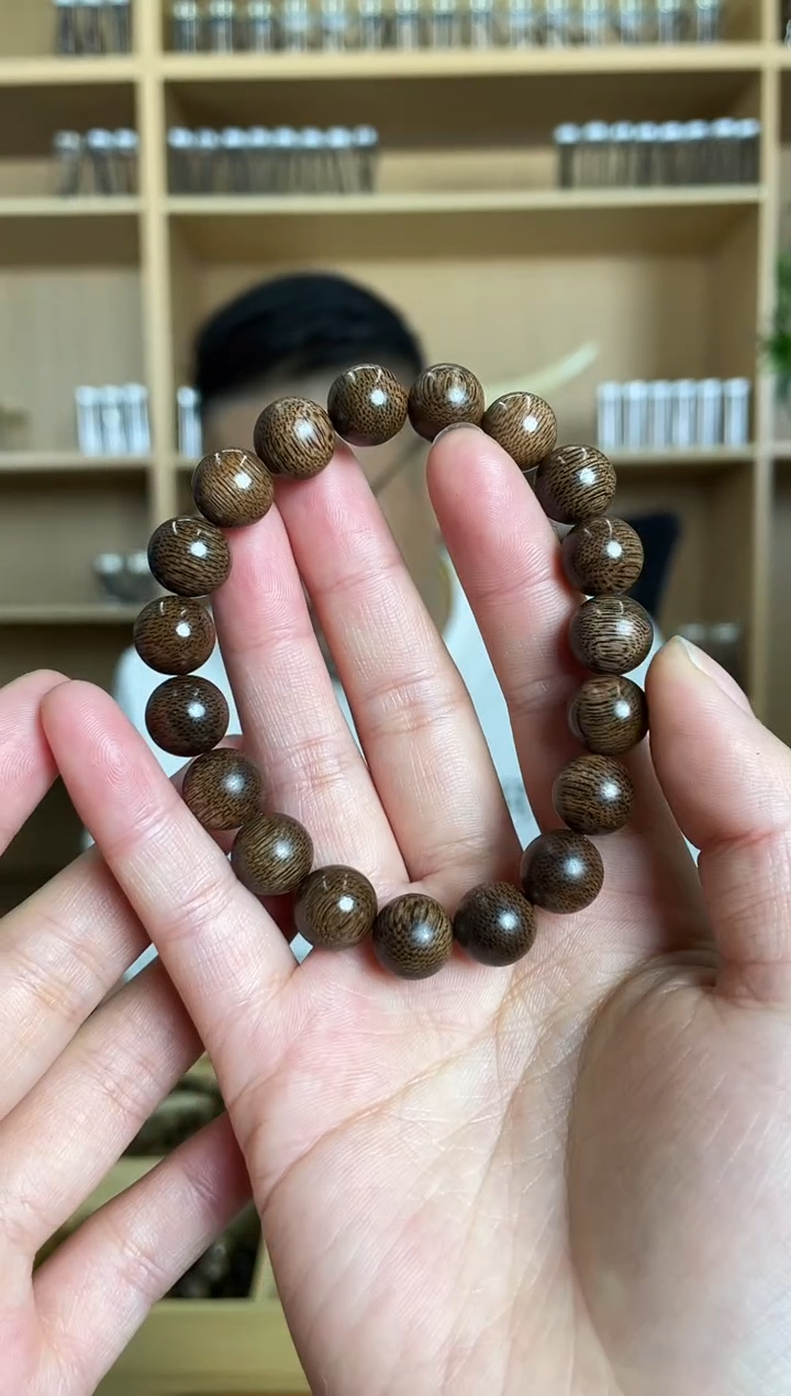 沉香手串B04越南顺化红土1.0单圈圆珠沉水沉香手串