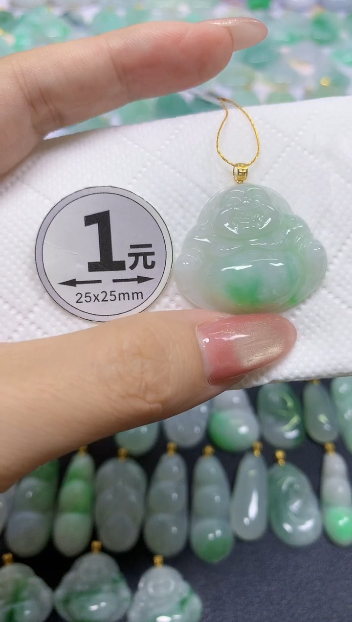 翡翠18K金镶嵌颈饰天然翡翠A货