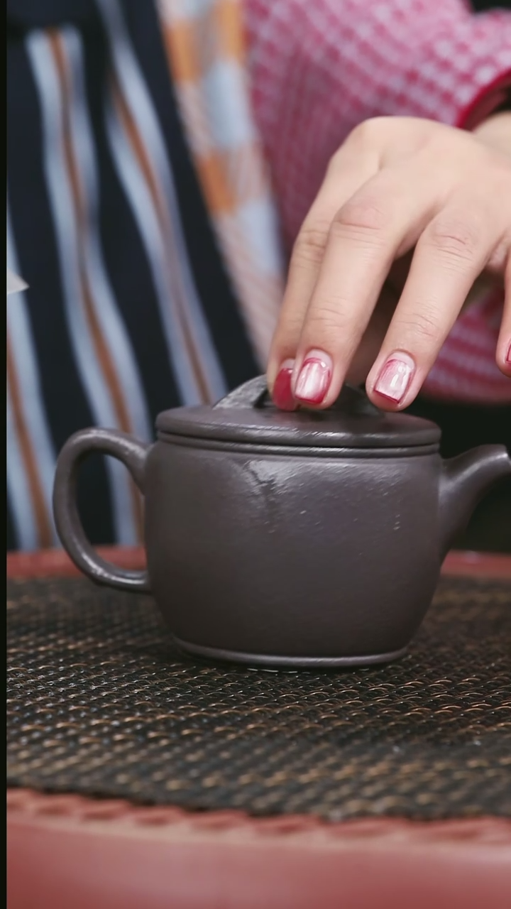 【闪购商品】紫砂天青35号汉瓦220CC////