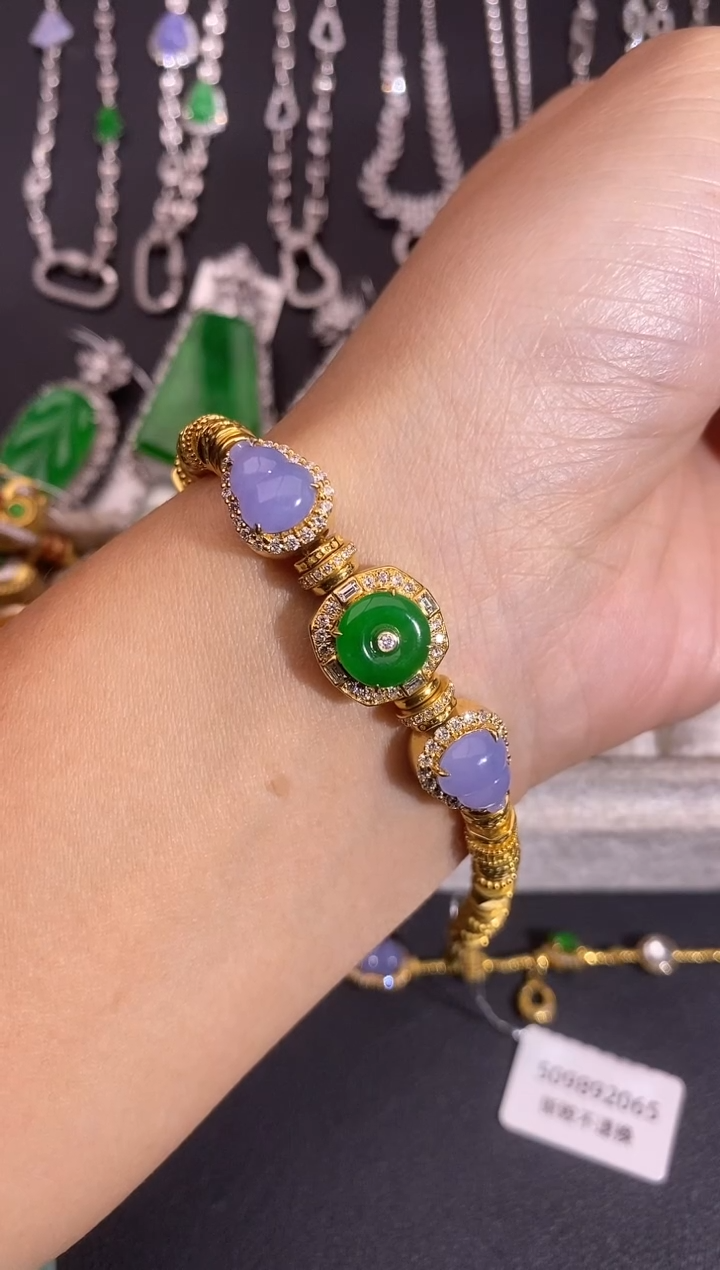 18K金镶嵌手链翡翠手链