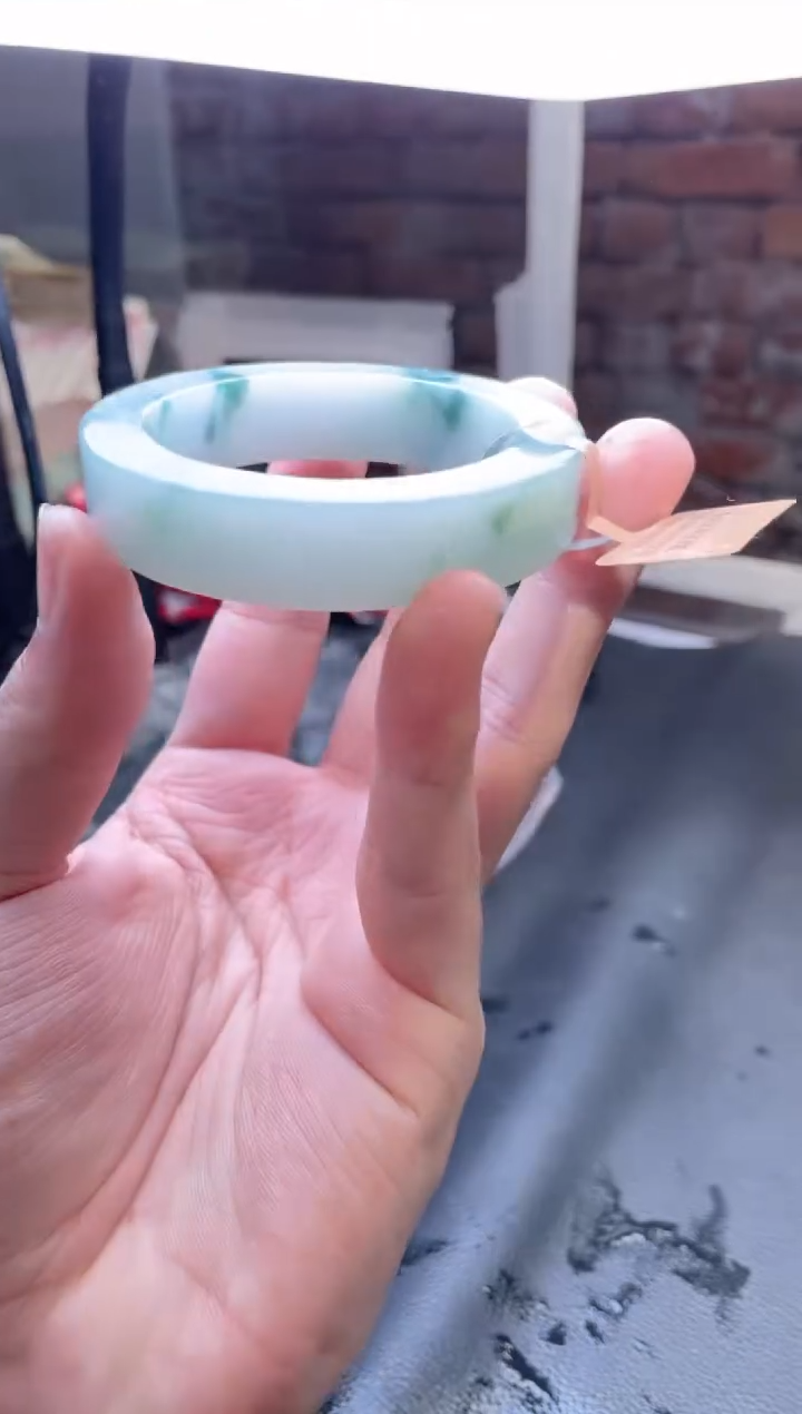 【闪购商品】定制翡翠手镯未镶嵌发一件/DDI02407