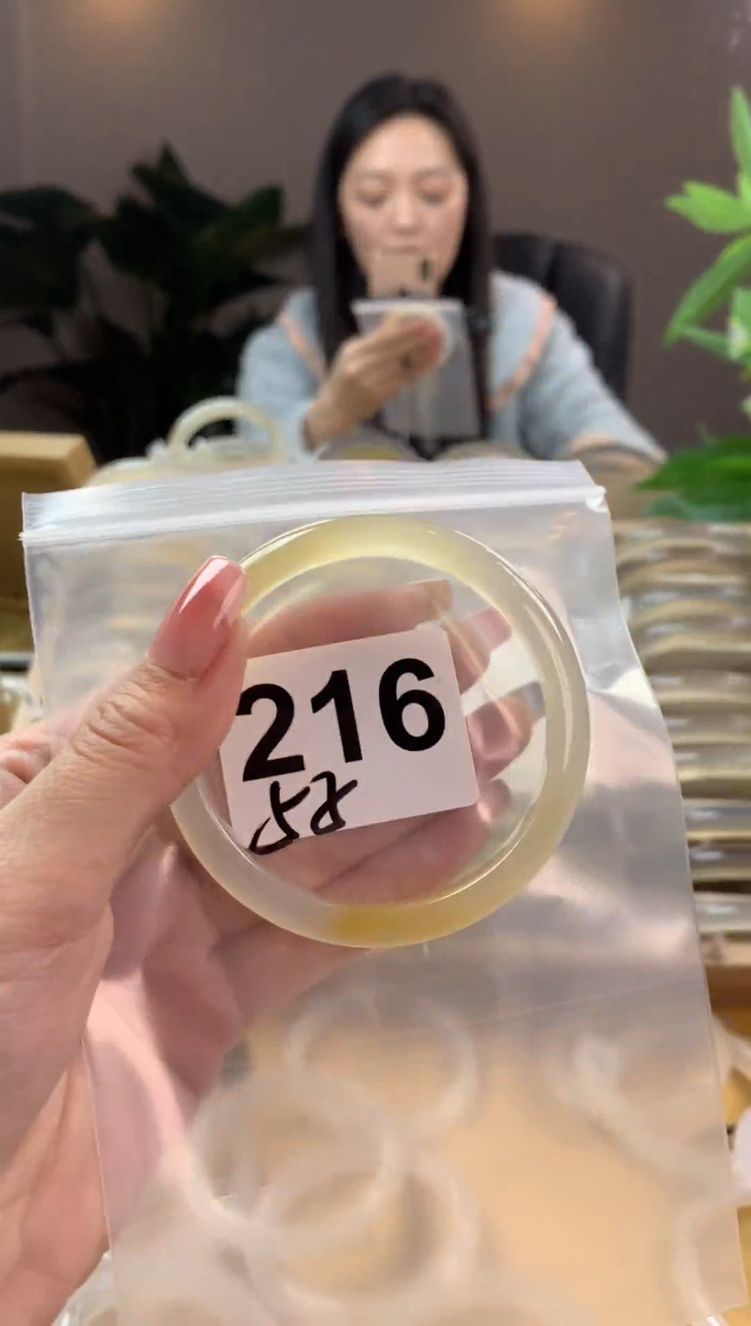 【闪购商品】玛瑙/玉髓手镯未镶嵌216