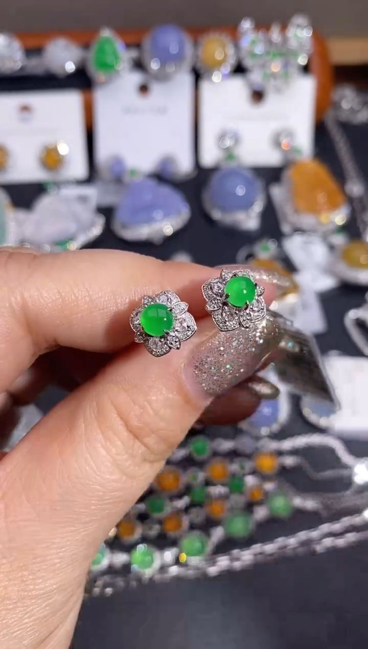 【闪购商品】翡翠耳饰18K金镶嵌耳饰