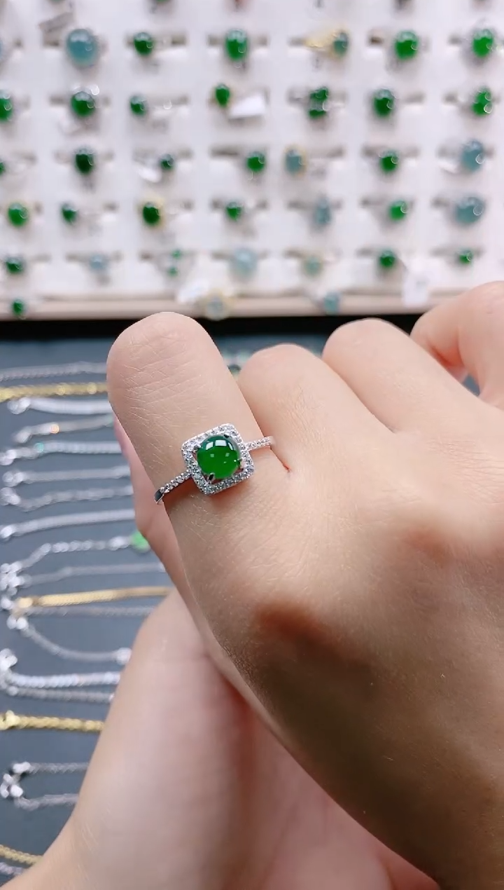 【闪购商品】翡翠戒指银S925镶嵌天然翡翠