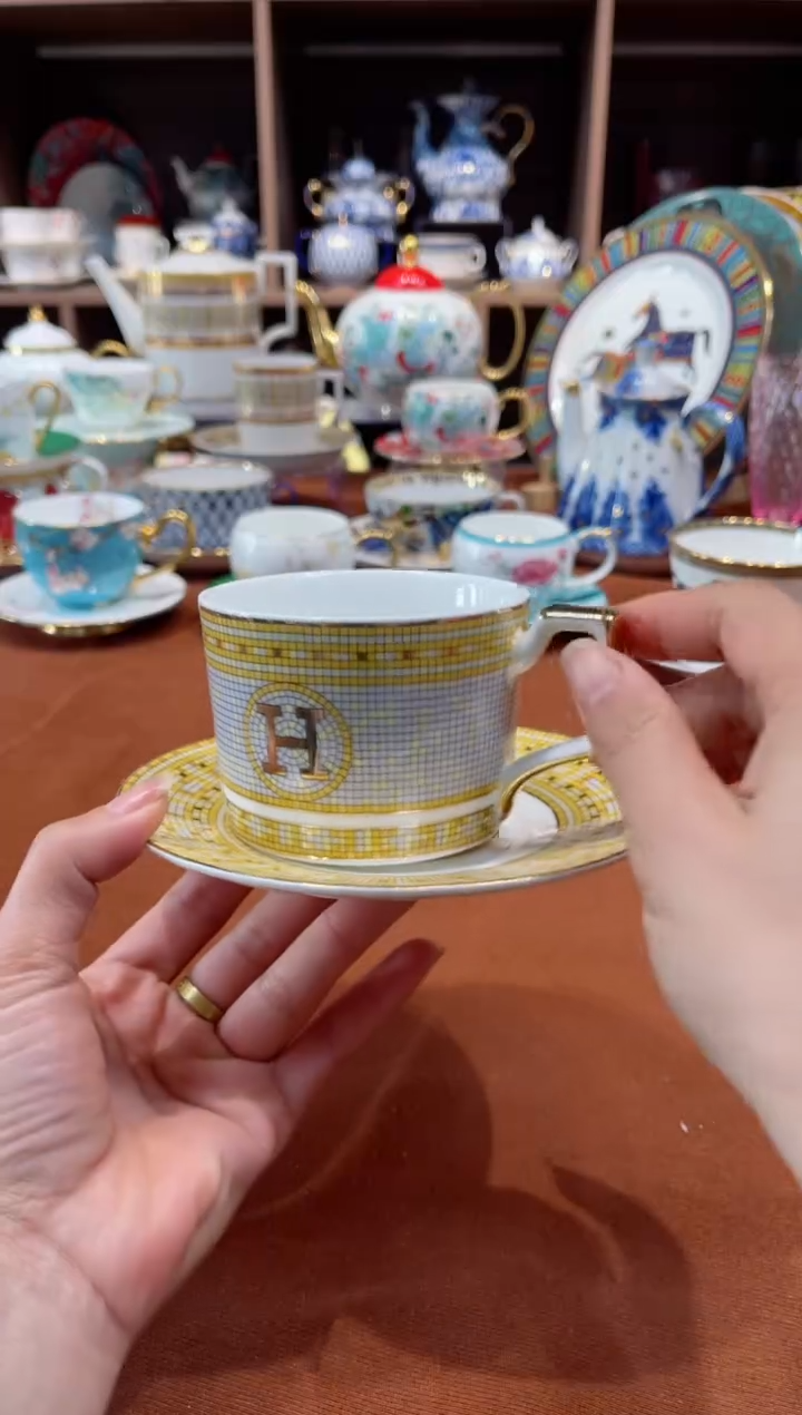 【闪购商品】瓷片金H杯碟38·······