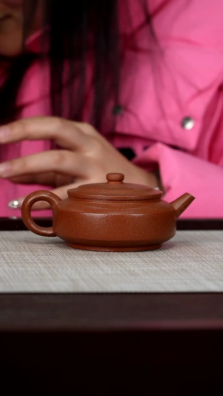 【闪购商品】宜兴原矿紫砂茶壶160C