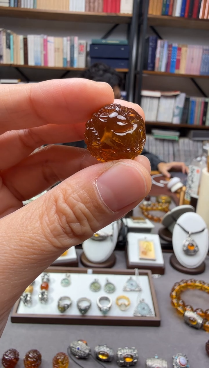 琥珀颈饰未镶嵌T***y九尾狐单珠10