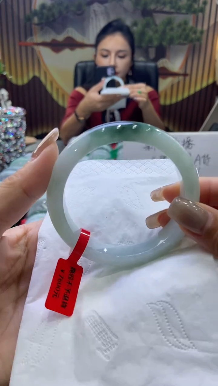 未镶嵌手镯翡翠00008055