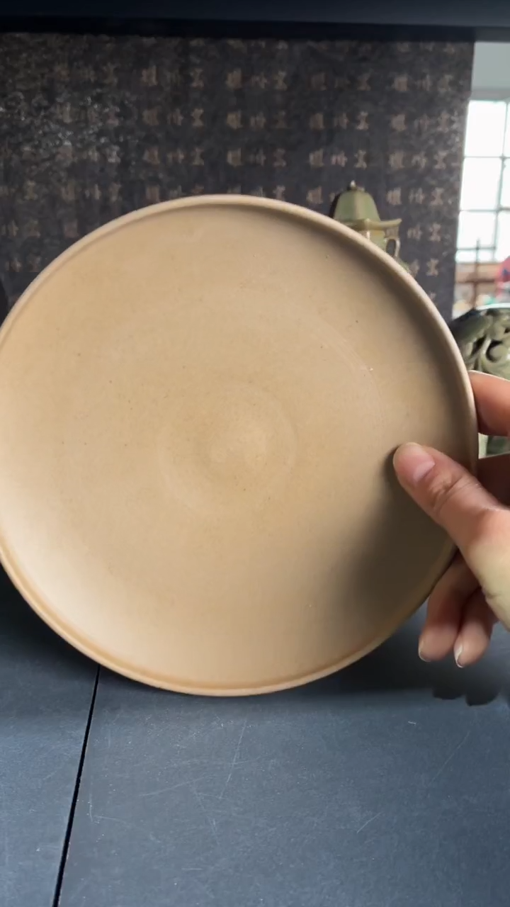 耀州窑仰山素面盘无釉