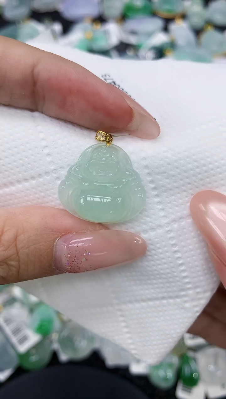 颈饰18K金镶嵌翡翠1111111111