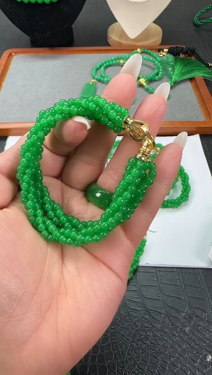 未镶嵌翡翠耳饰小米麻花手串