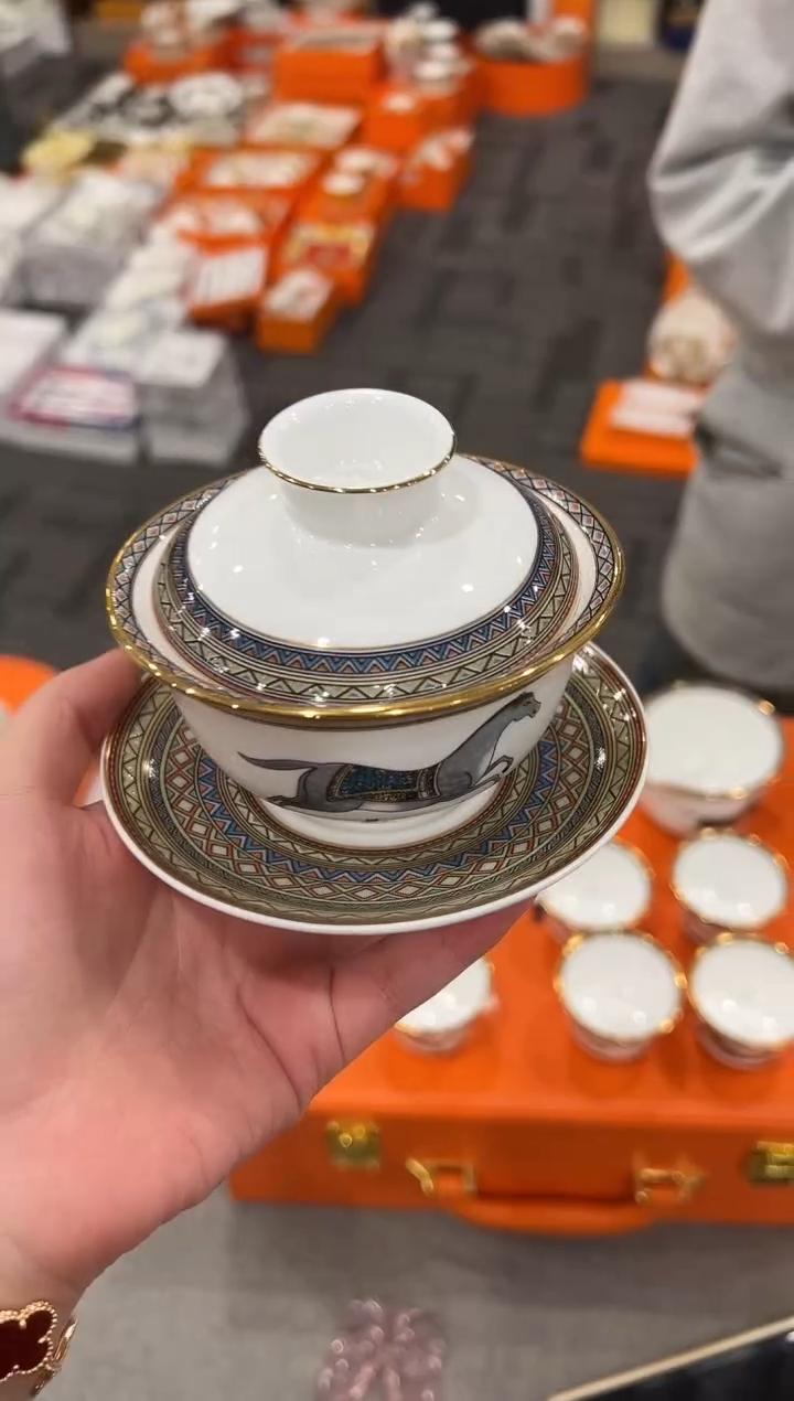 【闪购商品】杯H784--------------