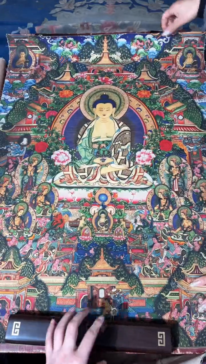 卷轴画龙妹的唐卡tk16